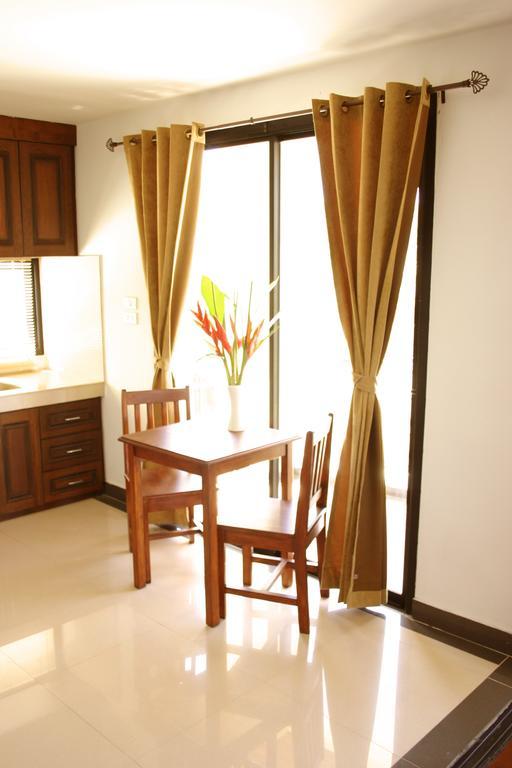 Chaweng Lakeview Condotel Koh Samui Buitenkant foto